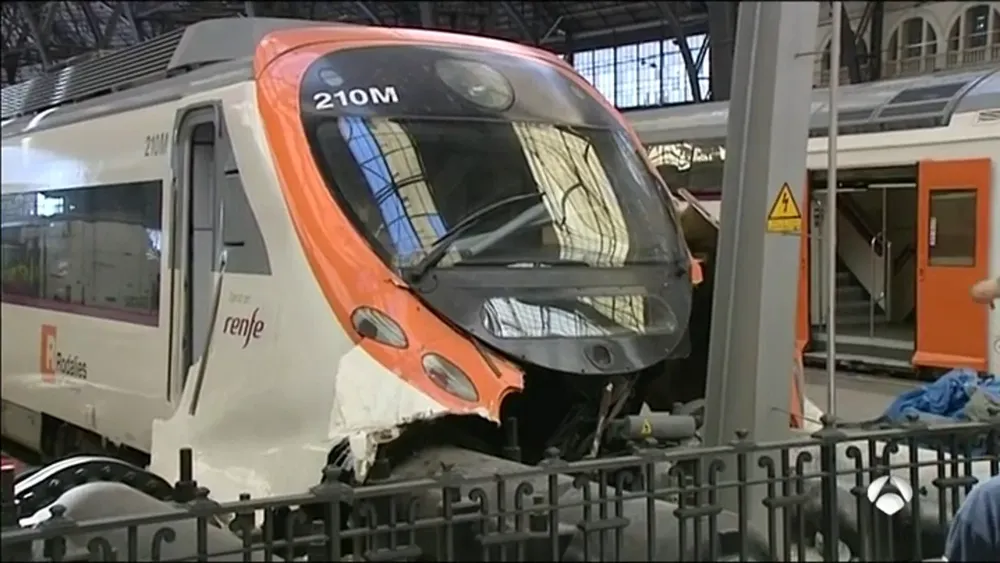 Choque de tren en Barcelona (Antena 3)