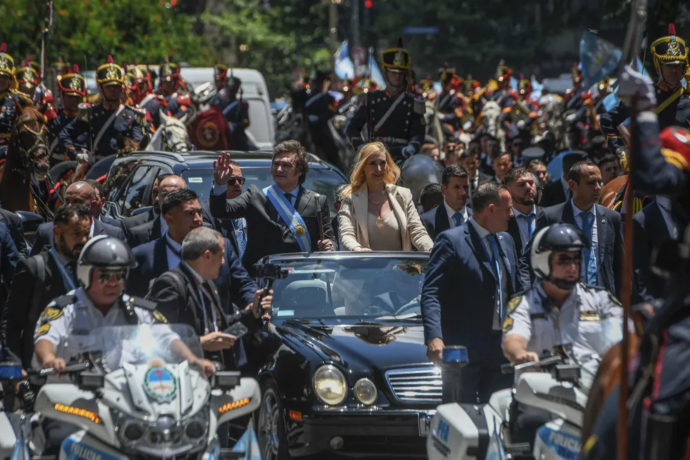 10-12-2023_buenos_aires_el_flamante_mandatario