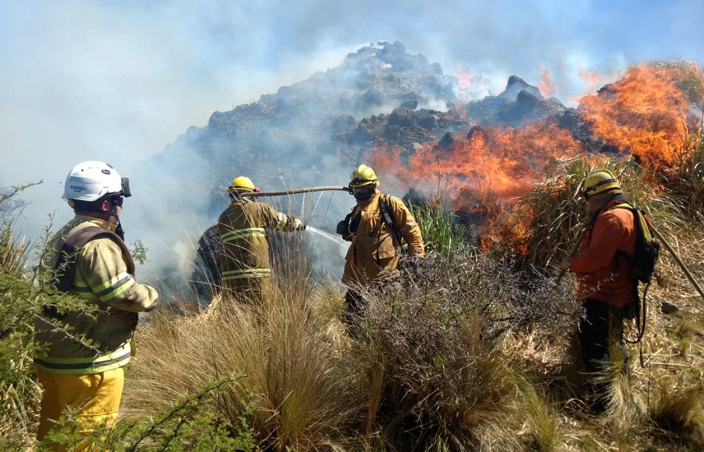 Incendio en las sierras @MinGobCba
