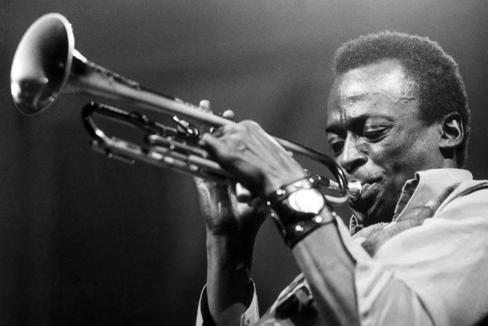 Miles.0000040486