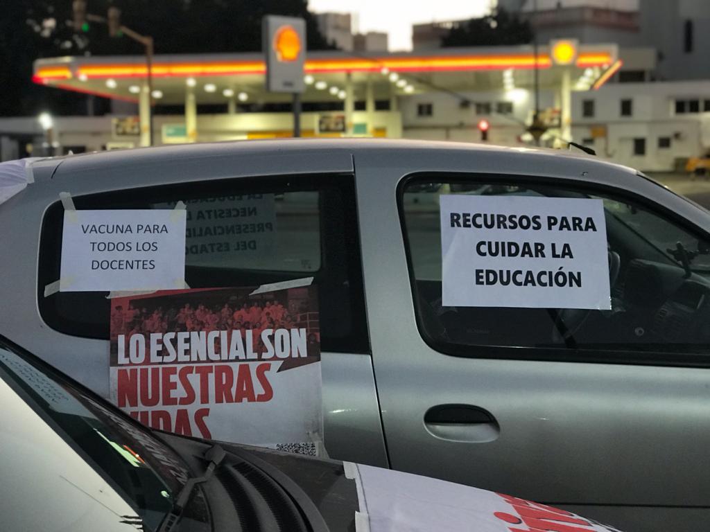 Marcha por la educación Virtual @LuciEchevarria