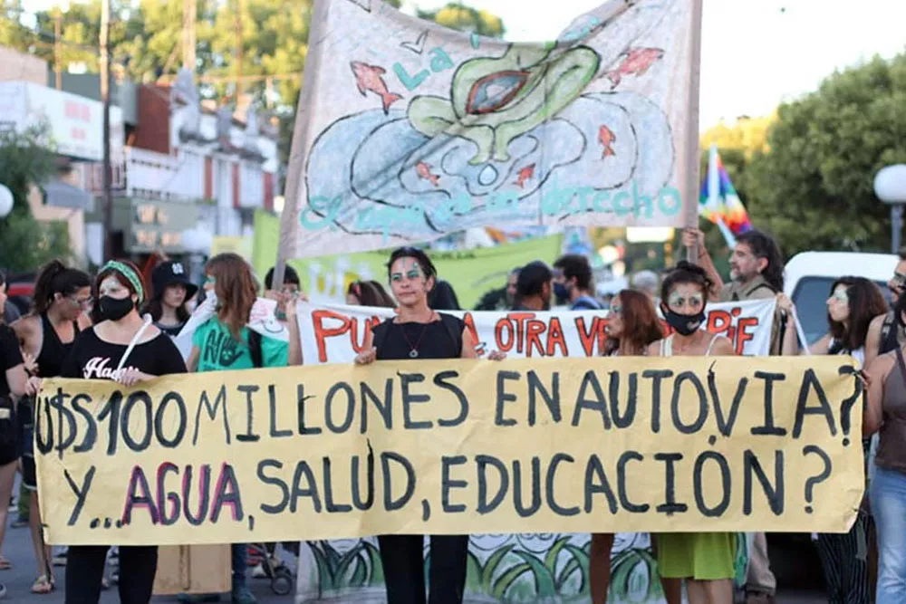 caminata plurinacional cosquin