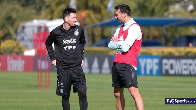 Scaloni: "Messi es inamovible en la Selección Argentina"