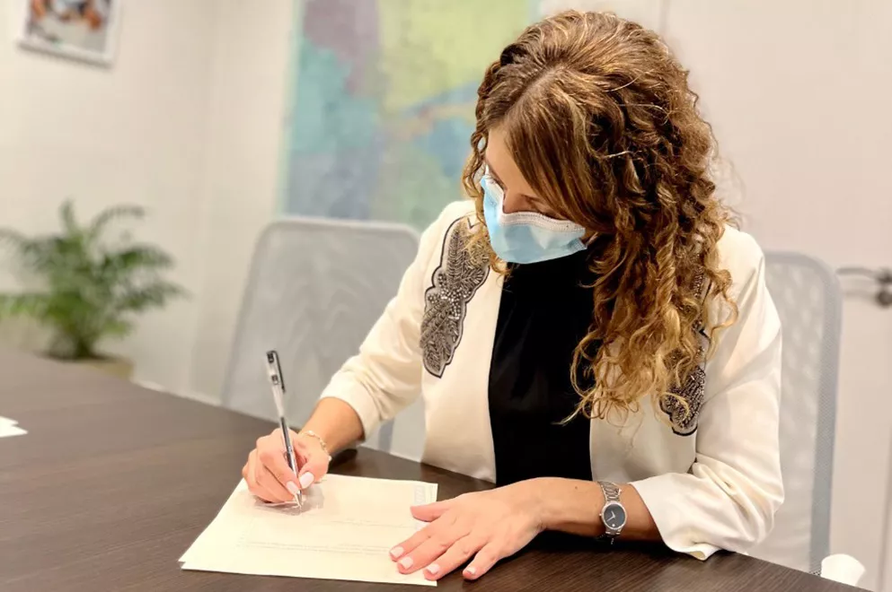 Jure firma escrituras by gobierno de Córdoba