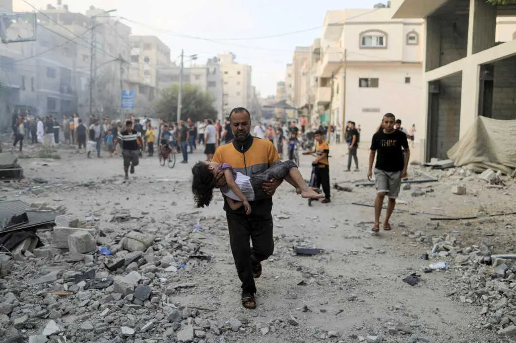 Palestyina bombardeada by NA Reuters