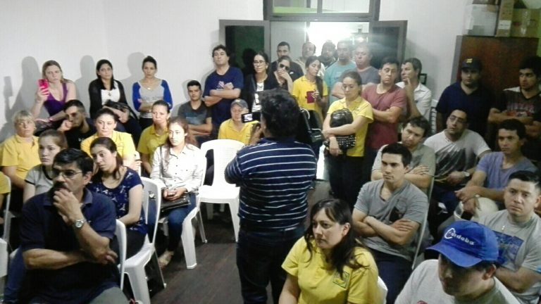 asamblea trabajadores super uno by