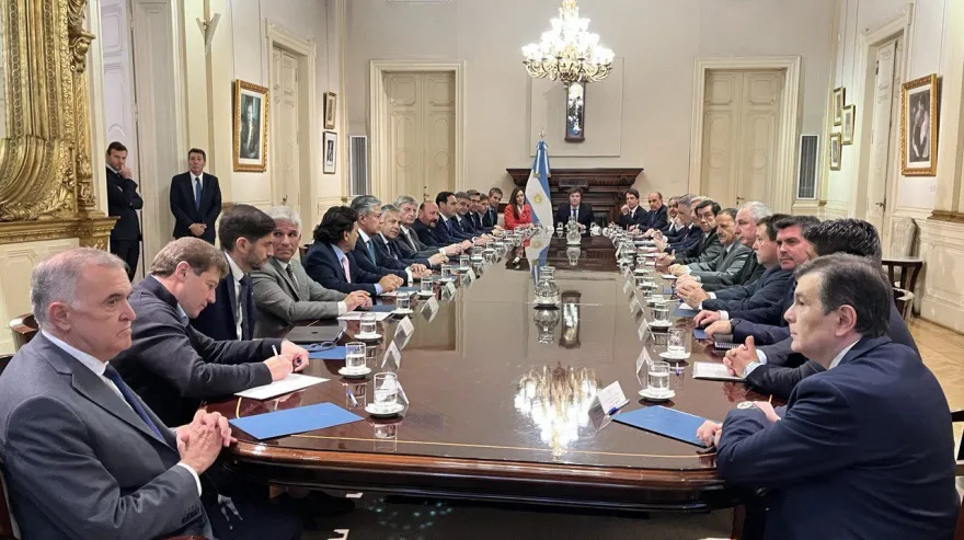 Kicillof se reunió con gobernadores peronistas gentileza LaProvinciaNoticias