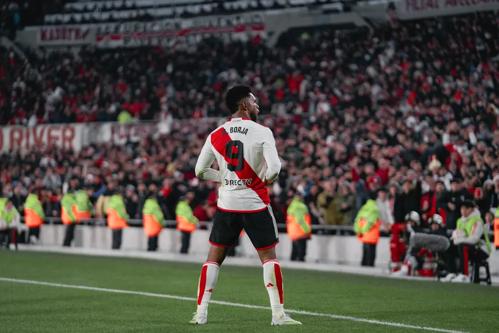 Miguel Borja (X de River Plate)