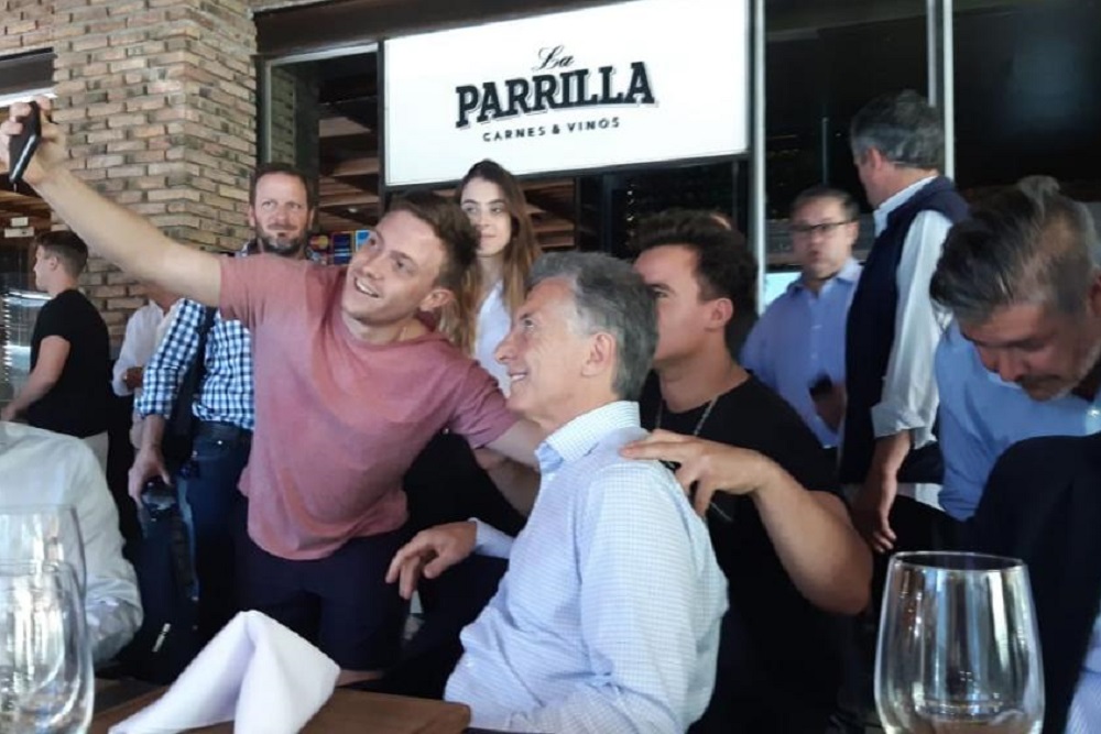 Macri parrilla by Presidencia