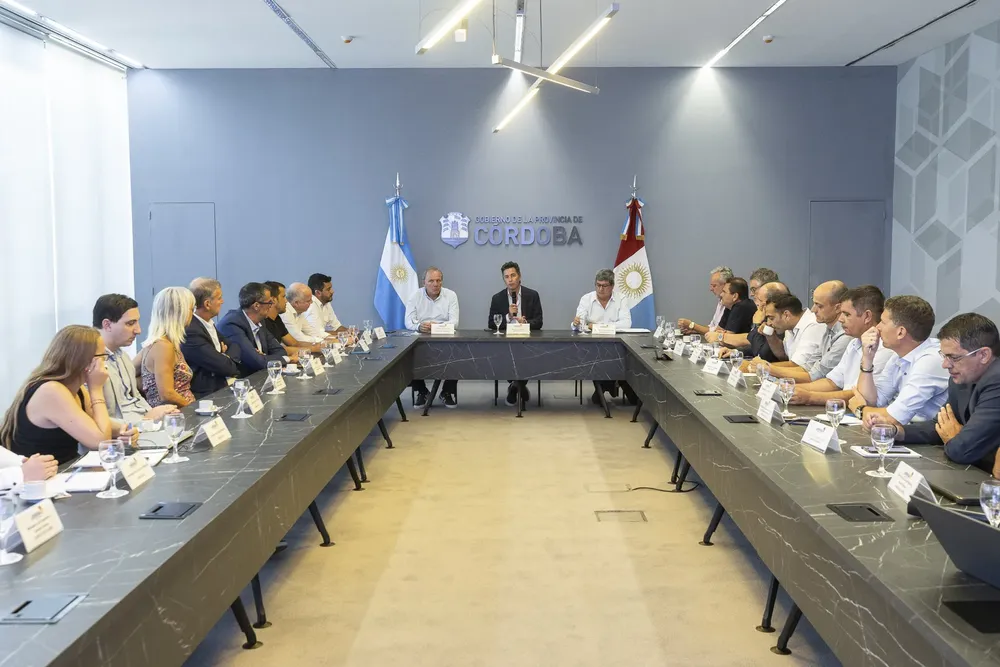 Mesa de Trabajo Municipios y Comunas