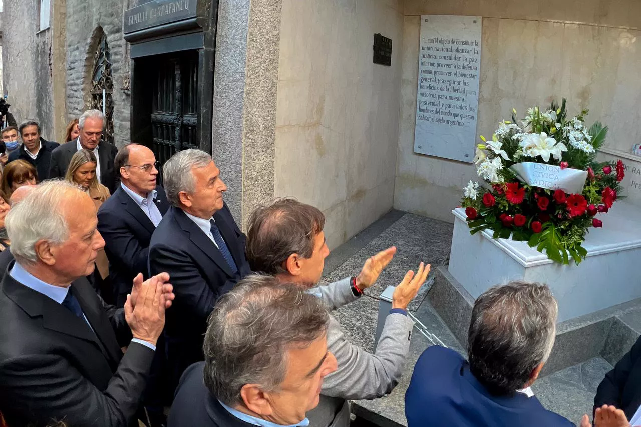 Homenaje a Alfonsín by Tw UCR