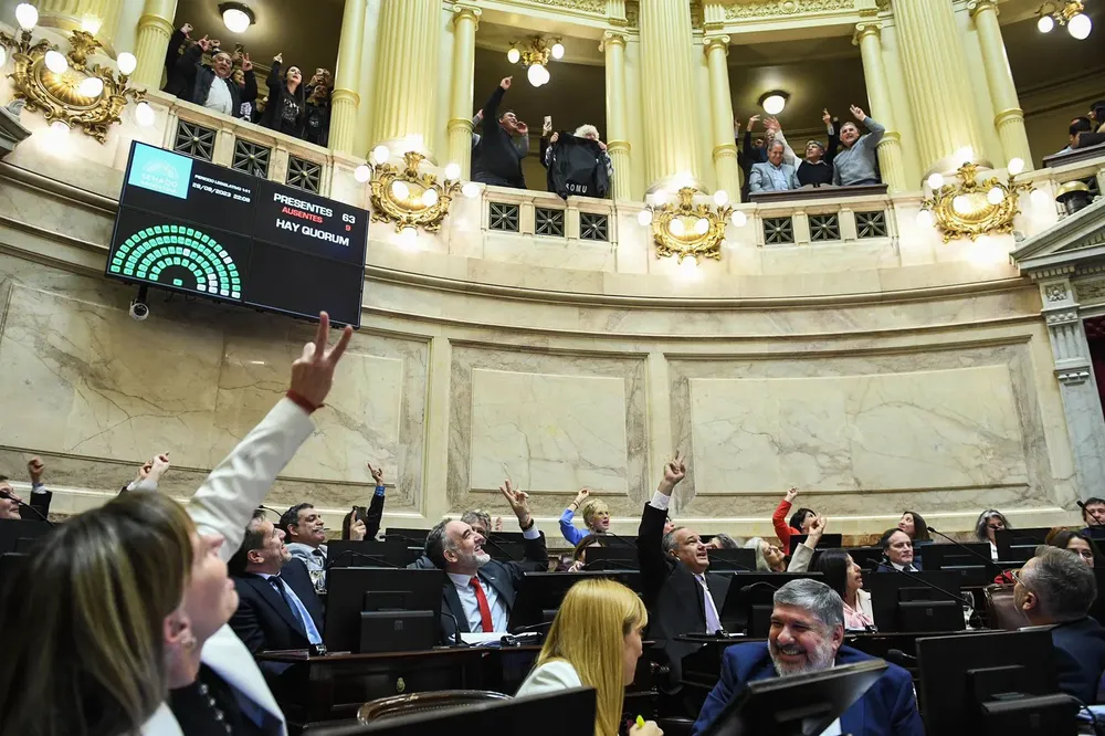 senado ganancias Twitter2