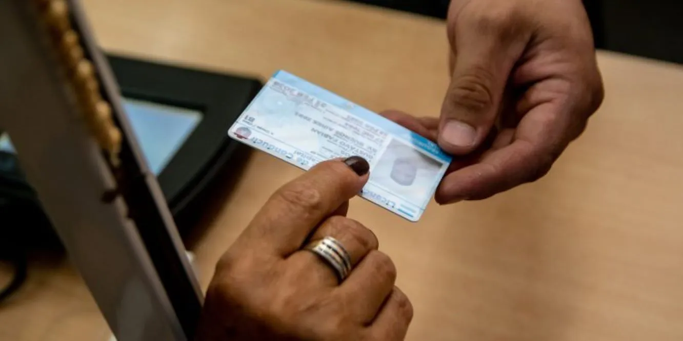 Carnet de conducir by Municipalidad