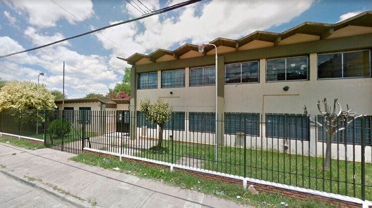 escuela de Zárate