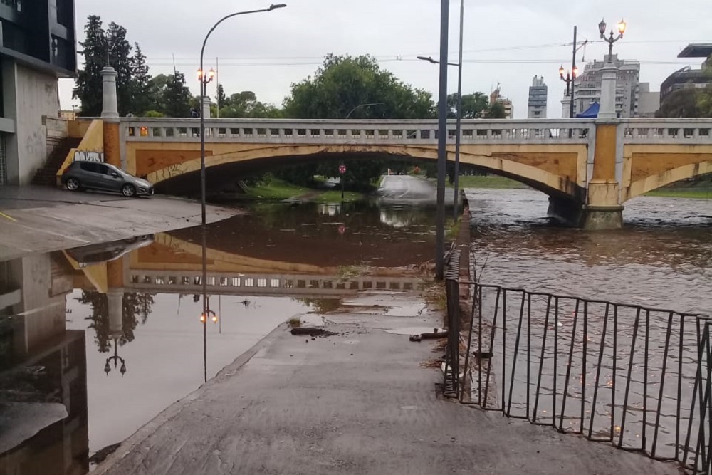 Corte Costanera by Defensa Civil