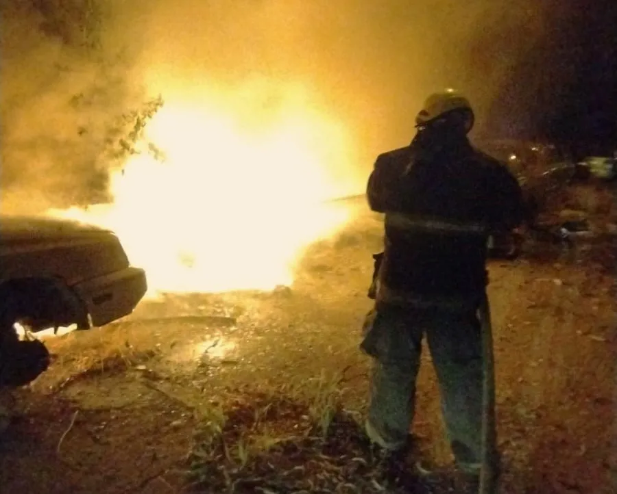 Incendio en depósito municipal (Policía)