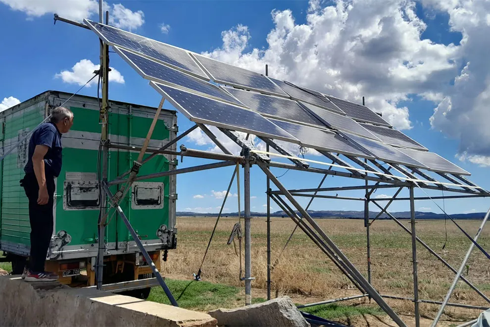 Salsacate reparaciones equipos solares prensa.cba