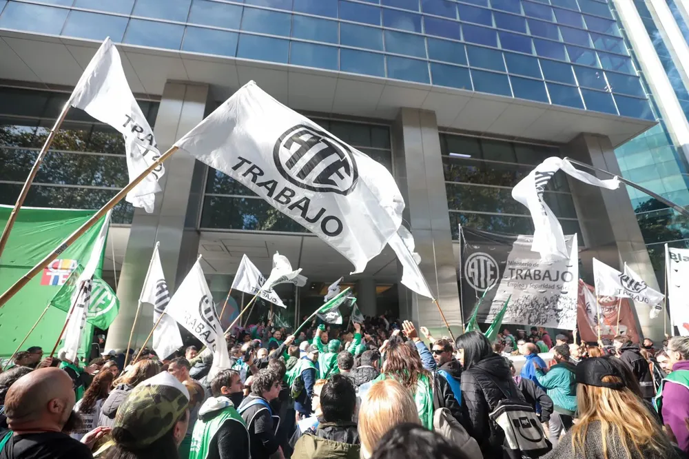 Manifestación de ATE (X de Rodolfo Aguiar)