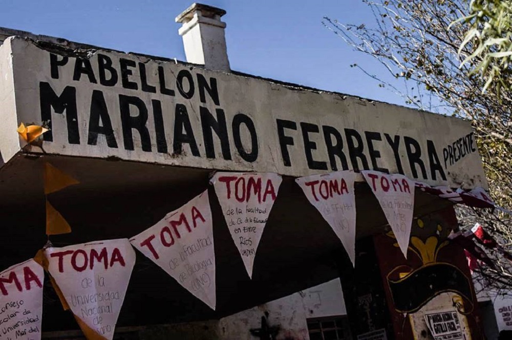 Toma Pabellón Filosofía
