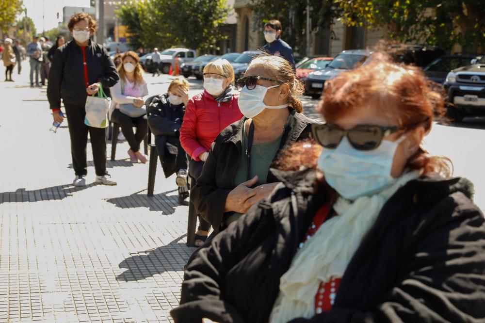 atención en bancos by NA
