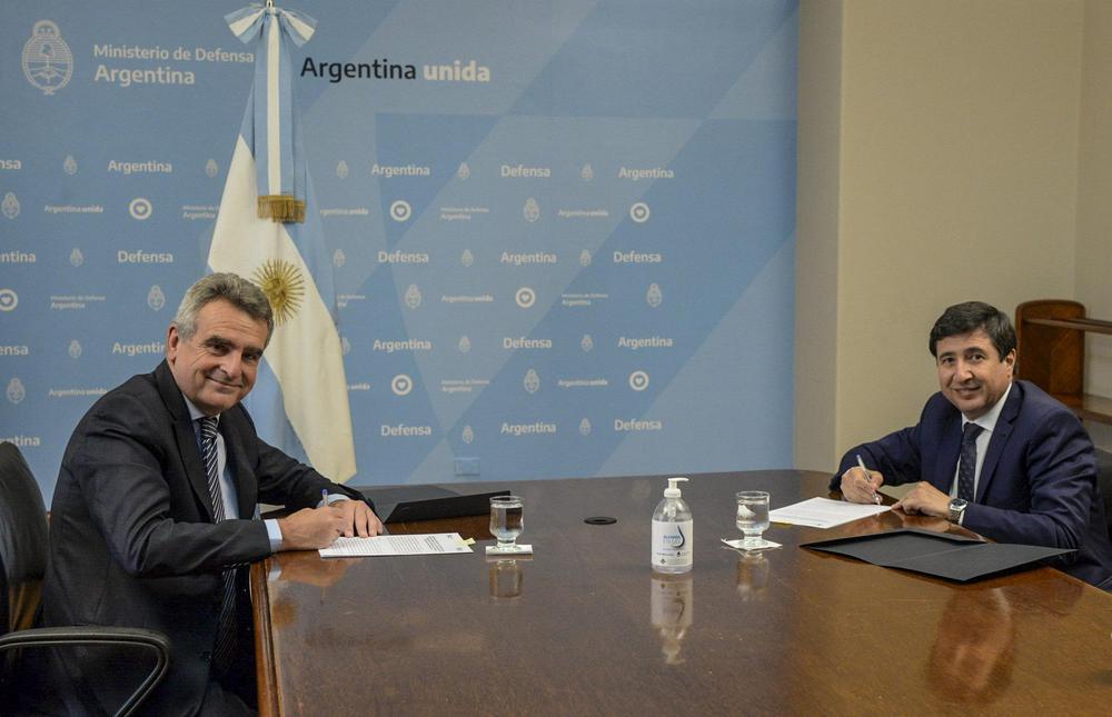 ROssi y Arroyo by na