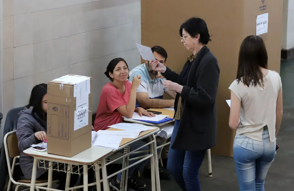 Autoridades de mesa (NA)