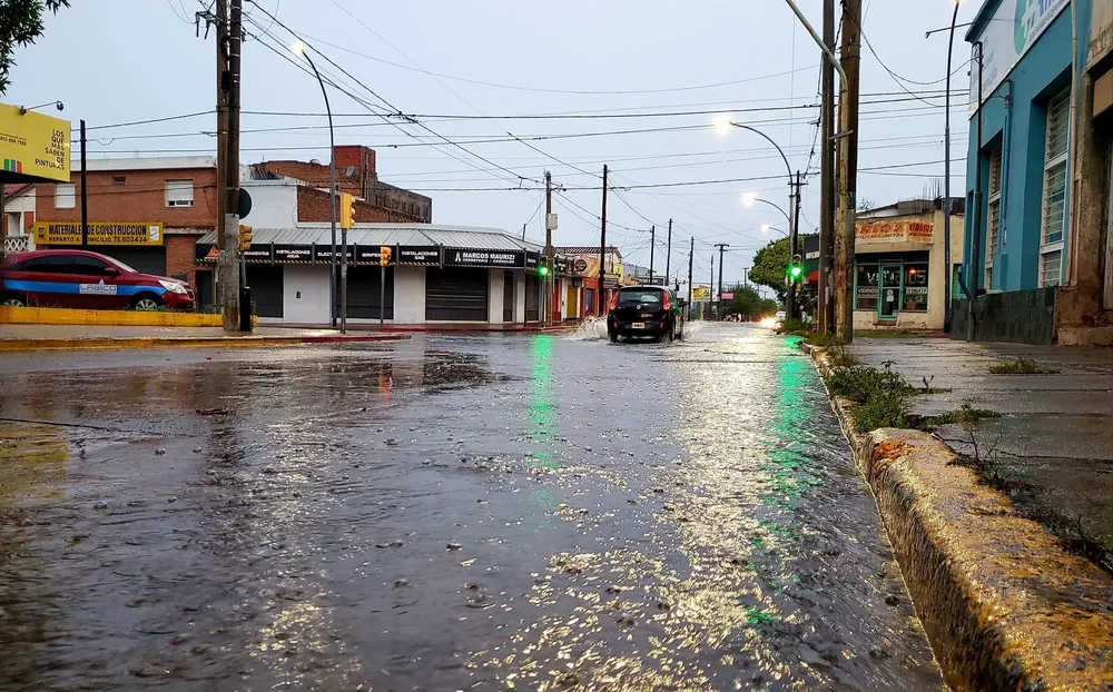 Lluvia-en-Córdoba-_Gentileza-Twitter-Leonardo-Guevara_