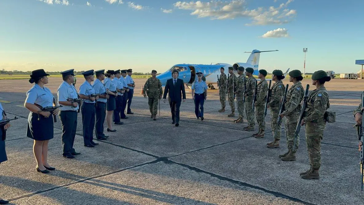Milei llega a Corrientes by Presidencia