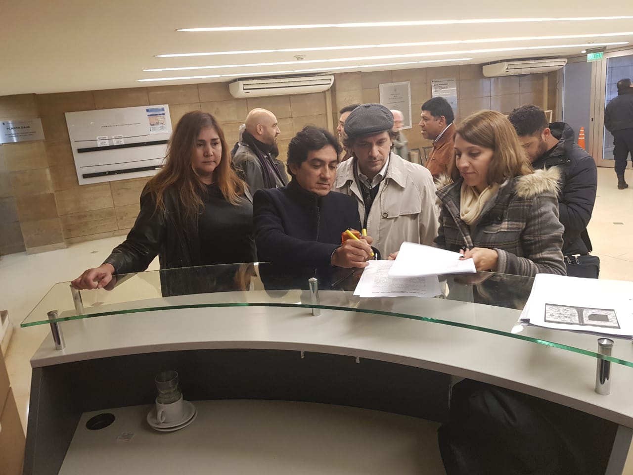 amparo contra aumento de transporte  67