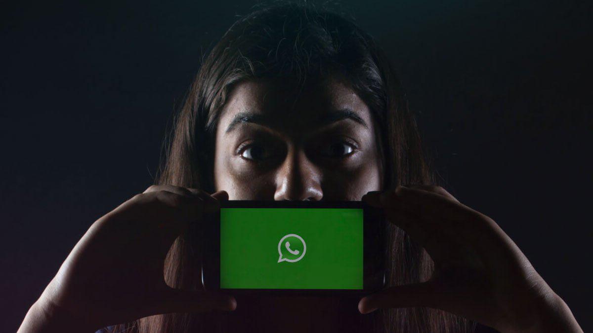 WhatsApp-Mujer
