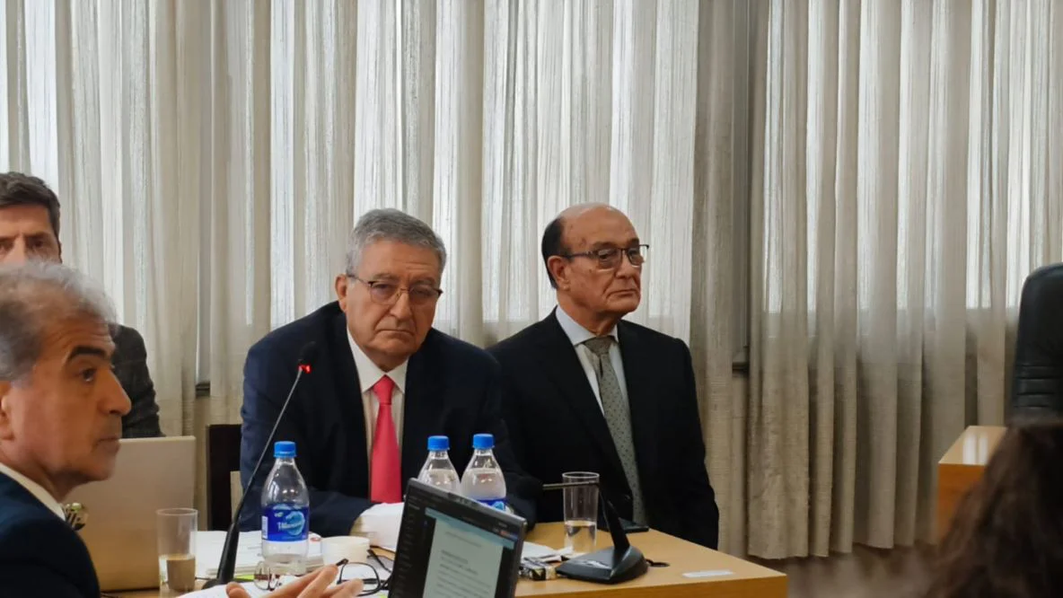 Juicio a Gonzalez by Bahia de Palma LNM