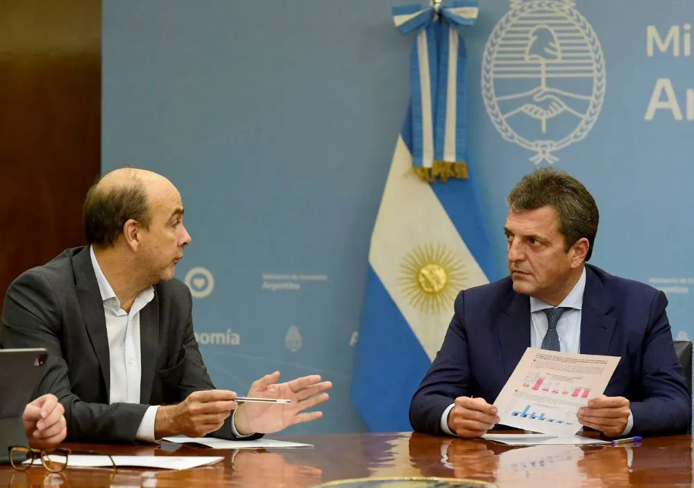 sergio_massa_junto_al_secretario b y Télam