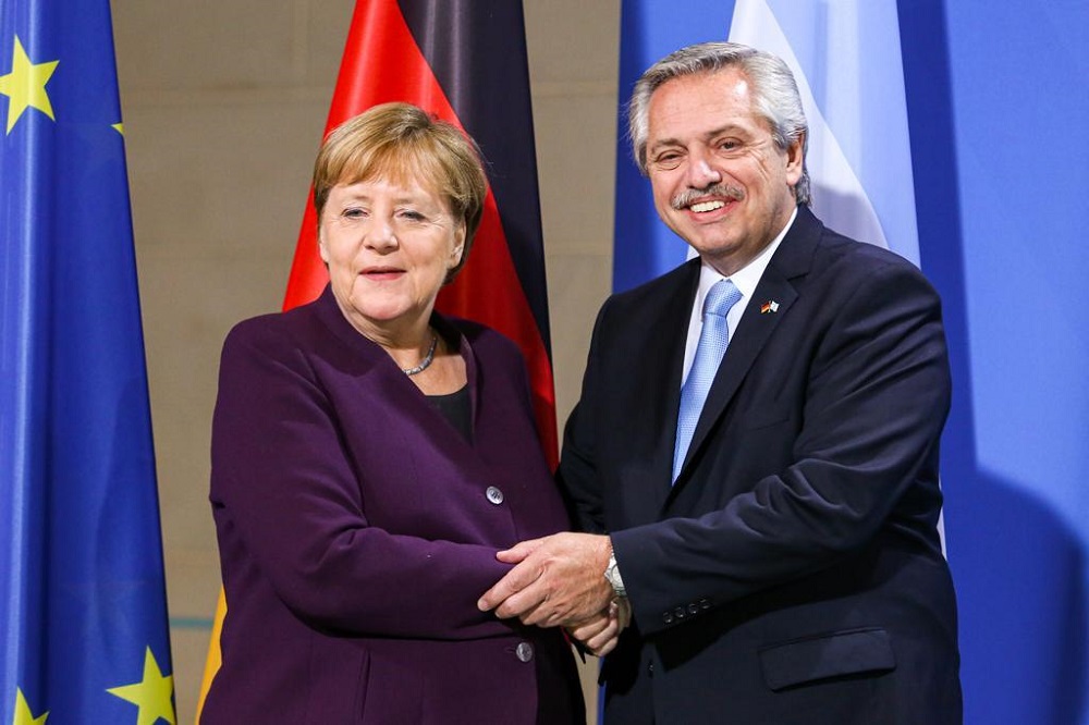 Fernández y Merkel gentileza