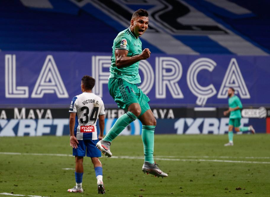 Real Madrid derrotó a Espanyol y lidera la liga española de fútbol