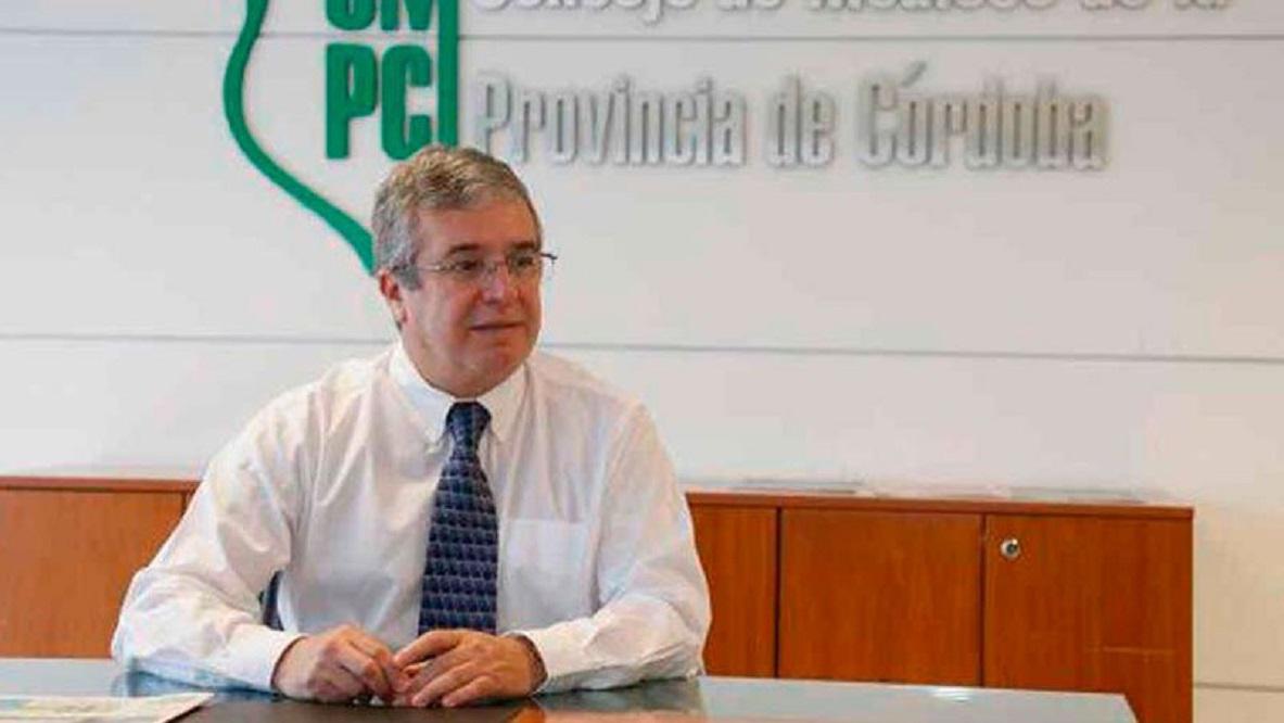 andres-de-leon-presidente-colegio-medicos