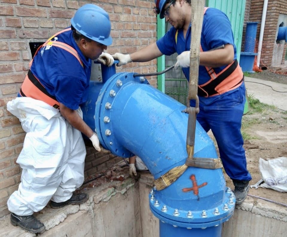 Corte de agua by Aguas cordobesas