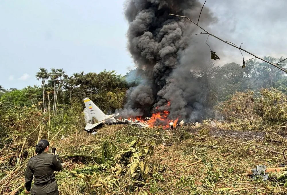 Hércules estrellado en Colombia by Xinhua NA