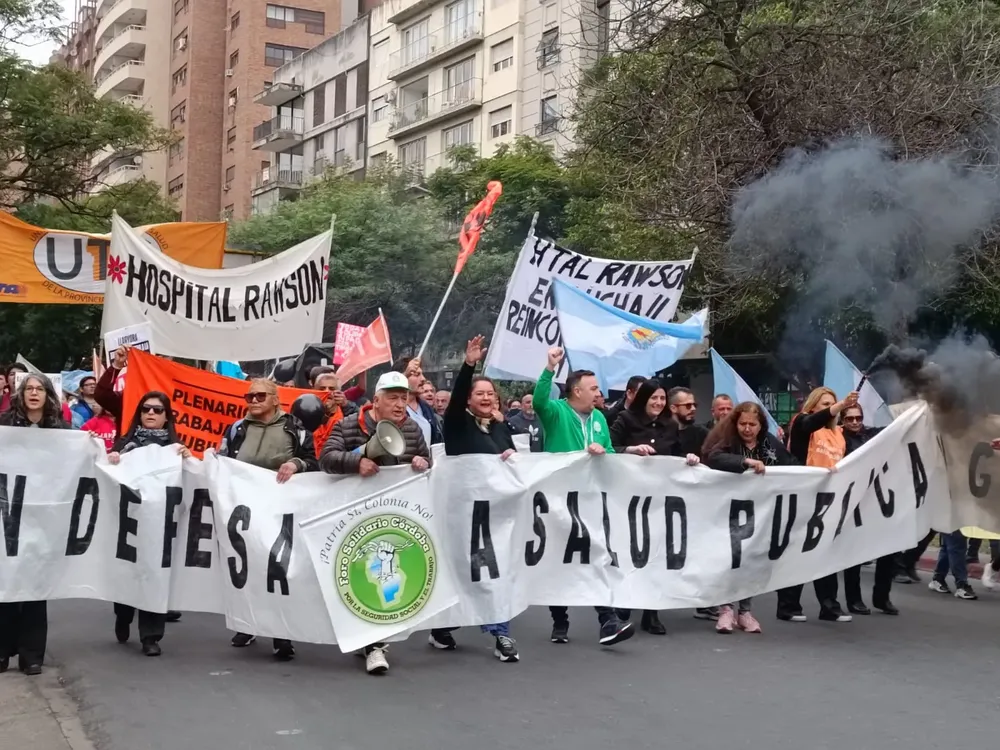 Manifestación gremial frente al Patio Olmos (Miriam Campos) 10