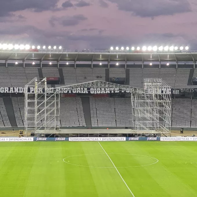 escenario platea Gasparini Talleres by gntileza