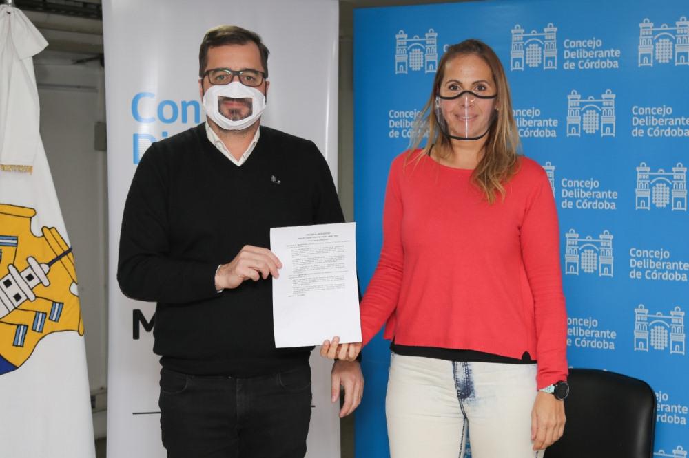 tapabocas inclusivo