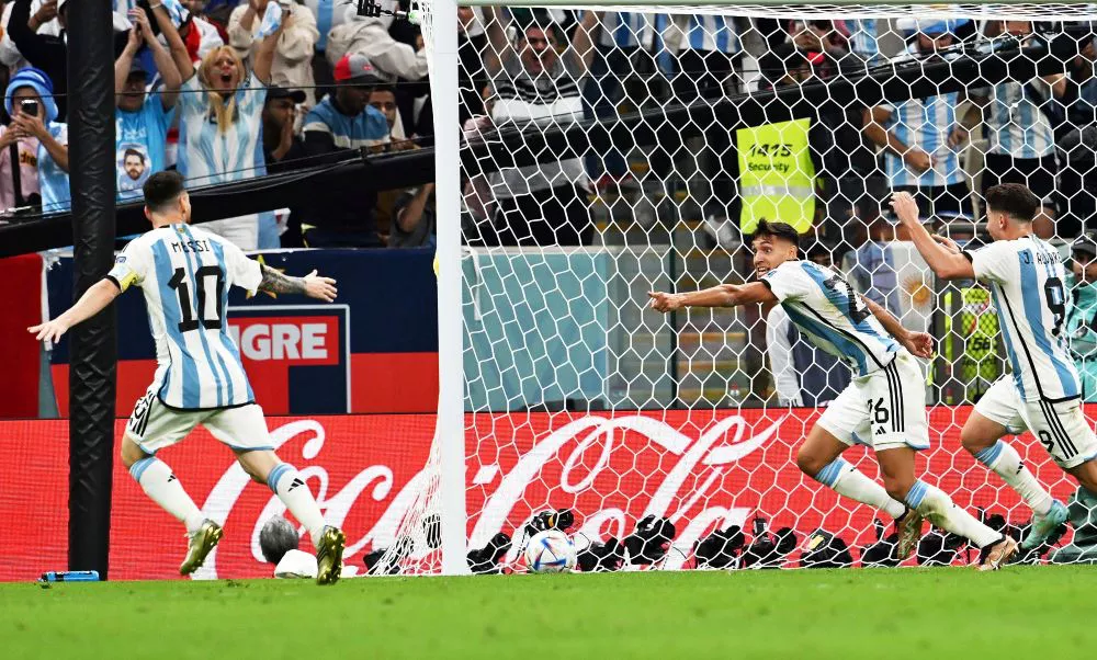 Nahuel Molina festeja gol mundial by Télam