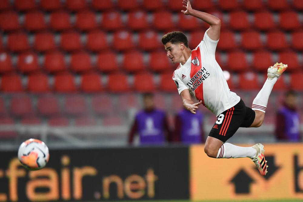 Julian Alvarez River Libertadores