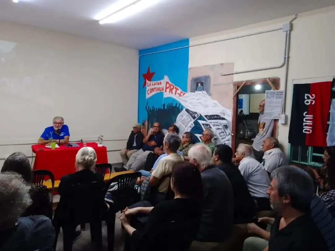 Charla en la Casa de la Memoria Imprenta del Pueblo Roberto Matthews