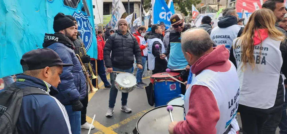 milei llega a cba
