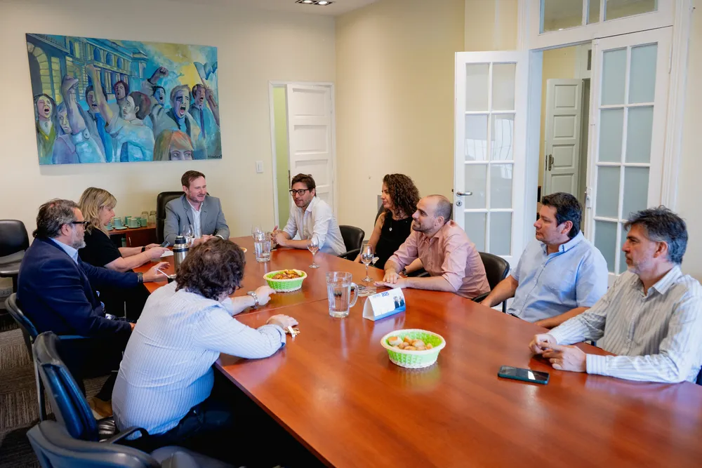 Reunión de judiciales y bancarios (AGEPJ)