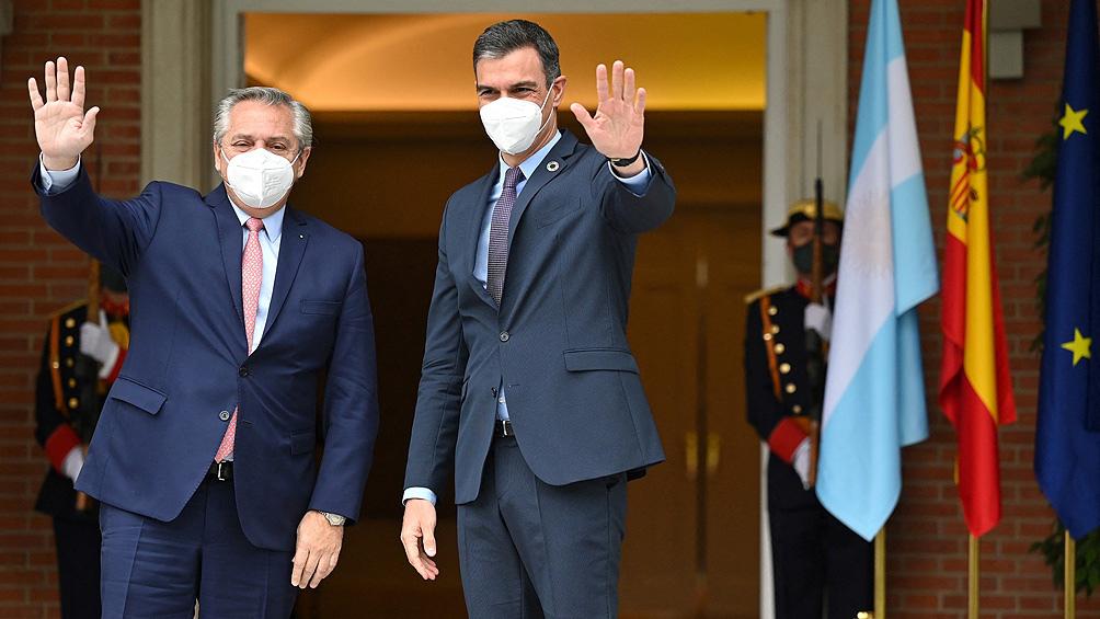 Pedro sánchez y Alberto Fernández by Télam