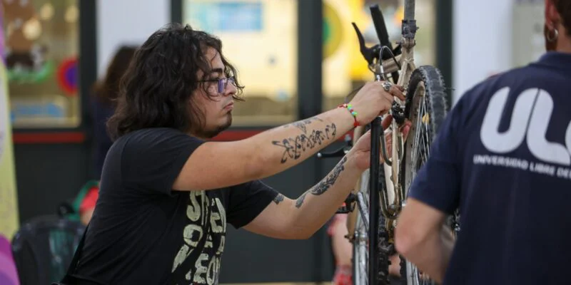 bicicleta taller de reparación by muni