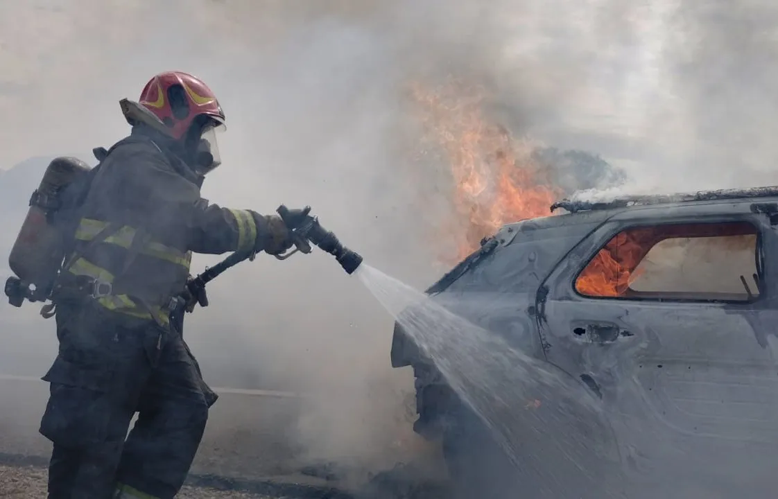 Se incendió un auto en la Variante Juárez Celman (Policía)