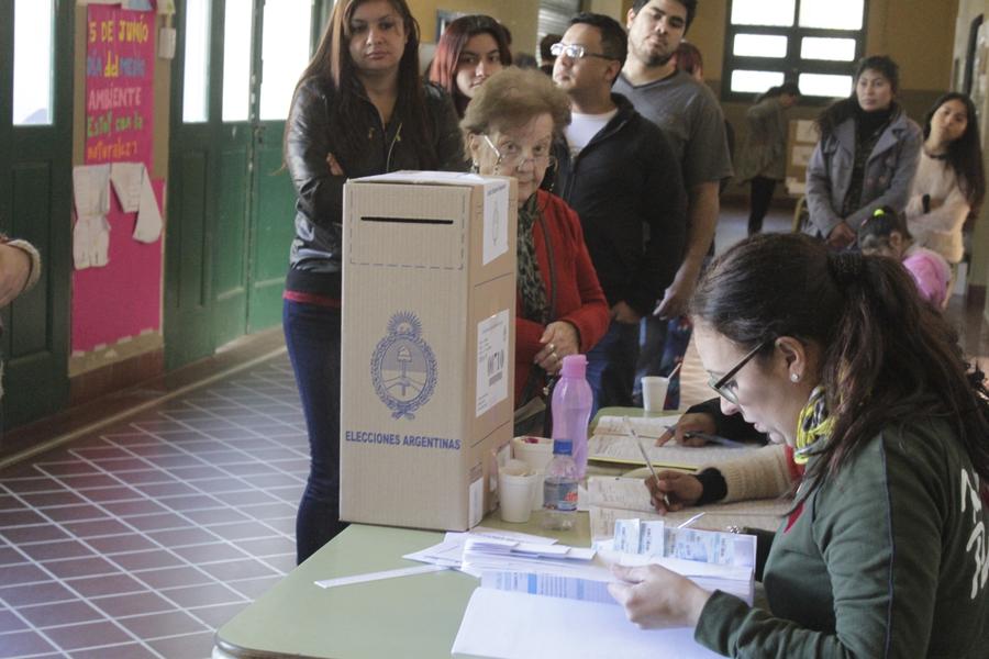 Elecciones Paso by Roscop