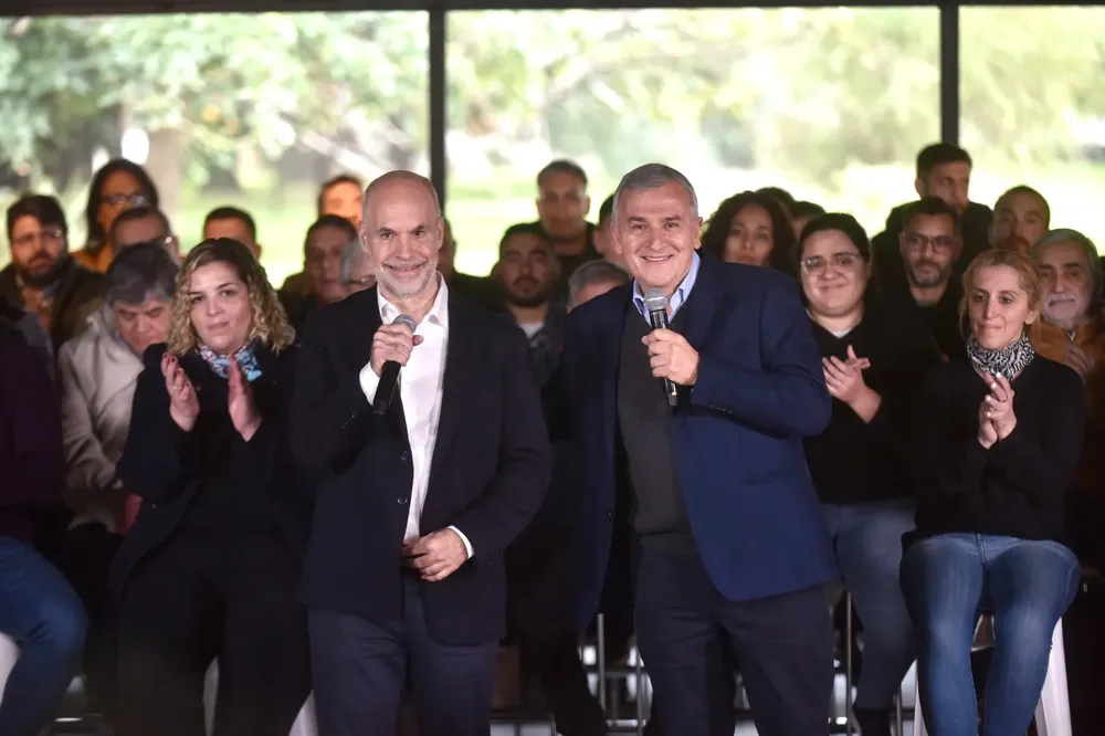 LARRETA Y GERARDO MORALES 2
